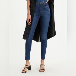 LEVI’S MILE HIGH SKINNY JEANS